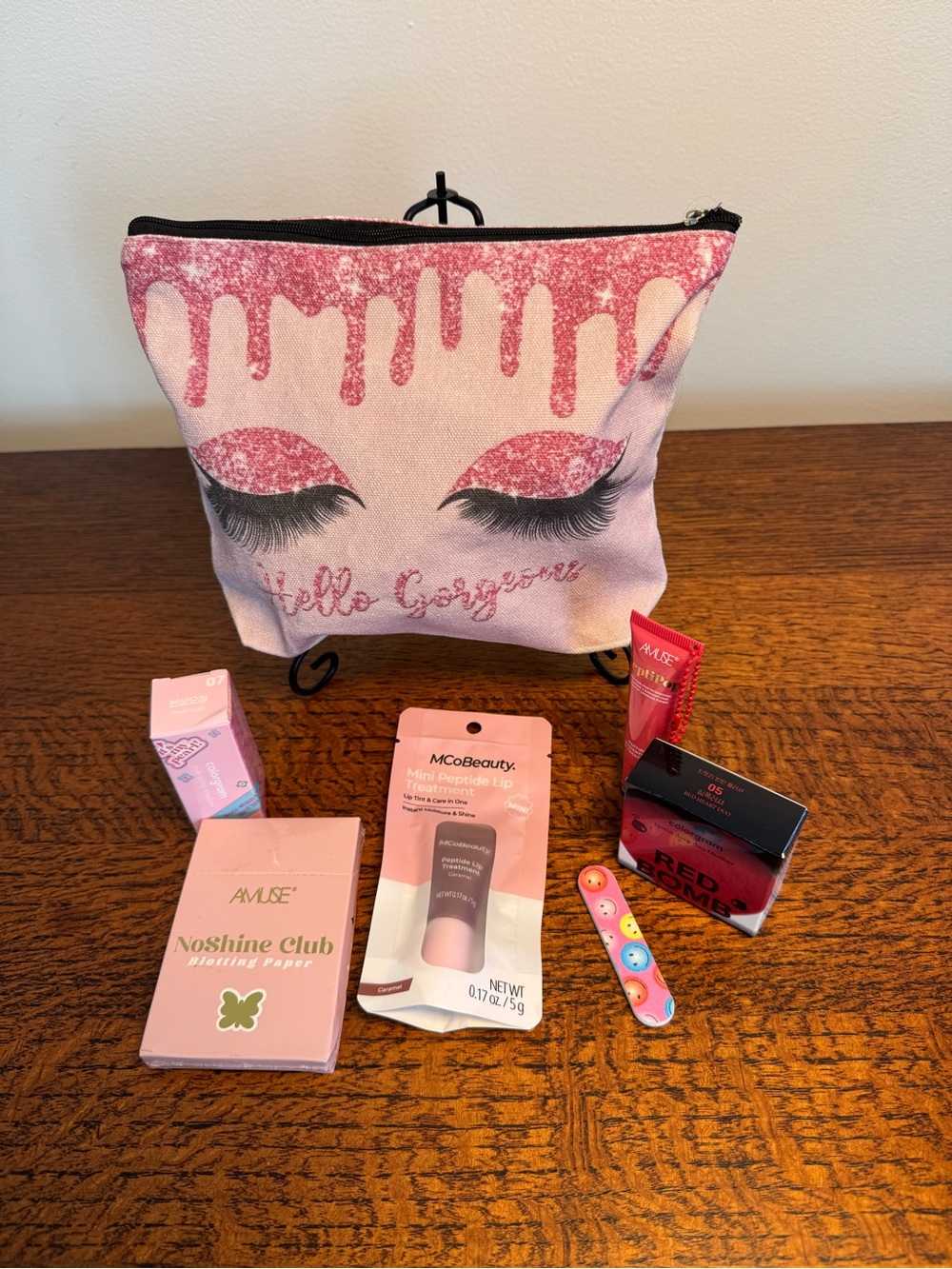 Hello Gorgeous Pink Glitter Eyelash Makeup Bag with Additional Products